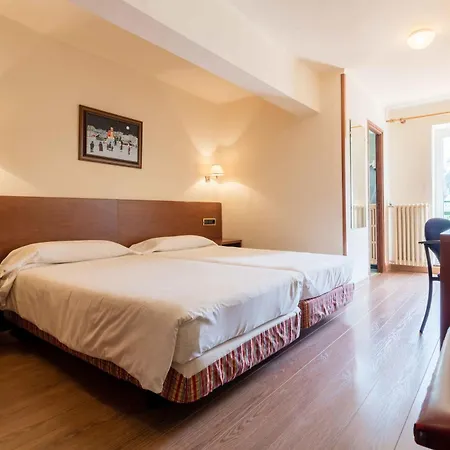 Hotel Snoe Candanchu